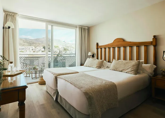 Beneste Flamenca Отель Нерха