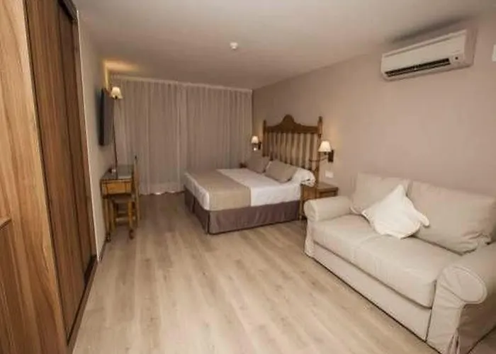 Beneste Flamenca 3* Нерха